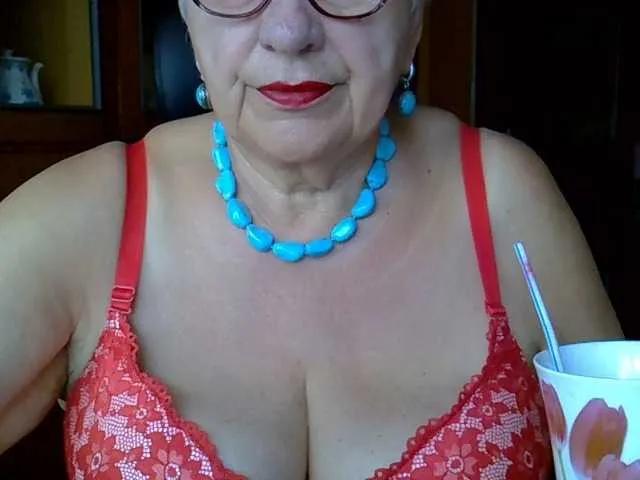 SweetCherry00 on BongaCams 