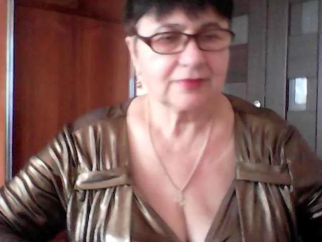 SweetCherry00 on BongaCams 