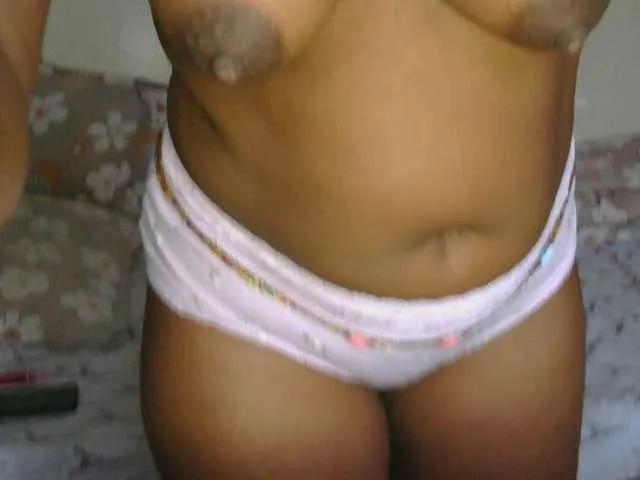 Freechat SweetLahika on BongaCams