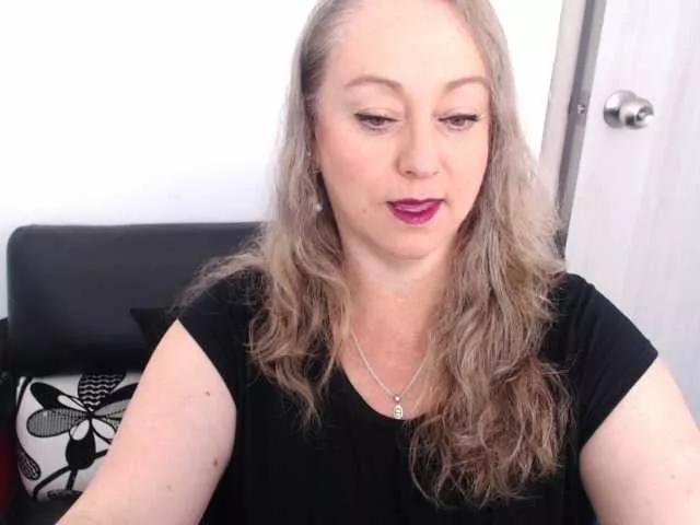 Offline sweetsalo on BongaCams