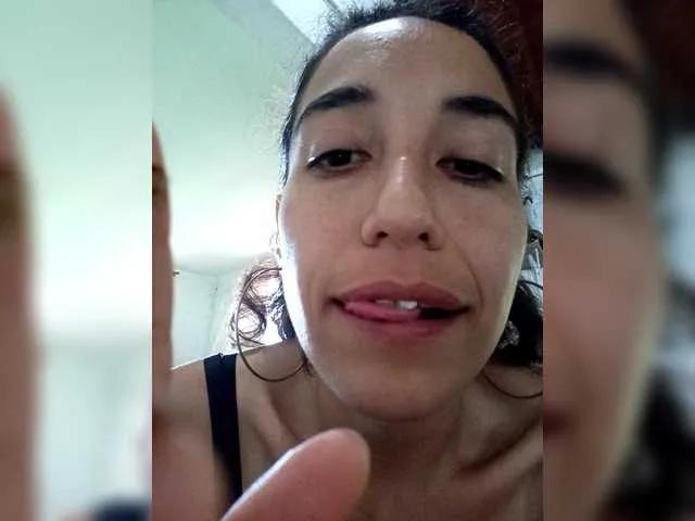 TanniaMarquez on BongaCams 