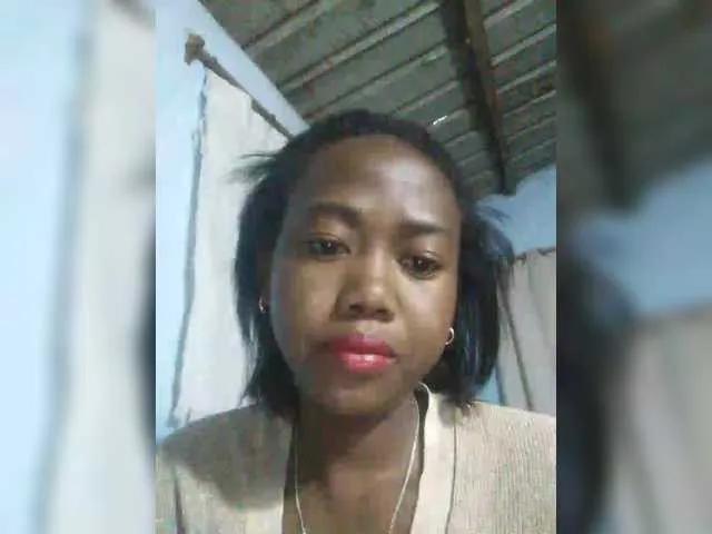 Offline Tence on BongaCams