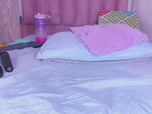 Offline violetta-london on BongaCams