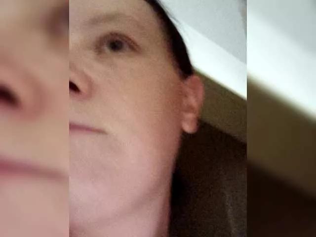 Offline Wetgerman2 on BongaCams