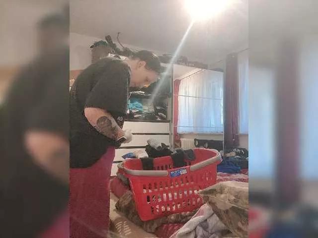 Offline Wetgerman2 on BongaCams