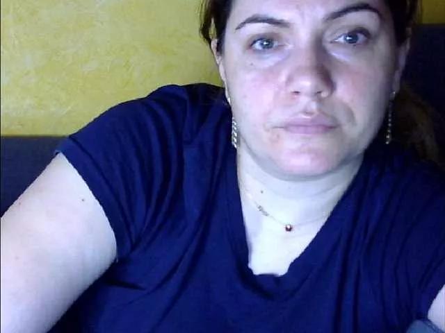 Offline YourDesire36 on BongaCams