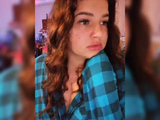 Offline Yulua1285 on BongaCams