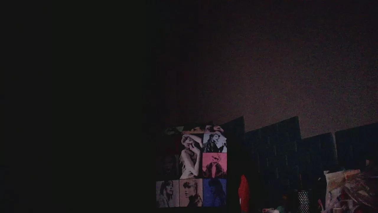 a22322270 on Cam4 