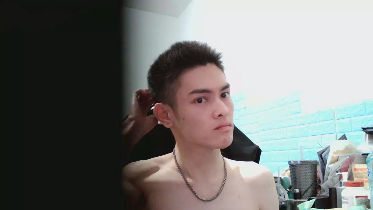 a22322270 on Cam4 