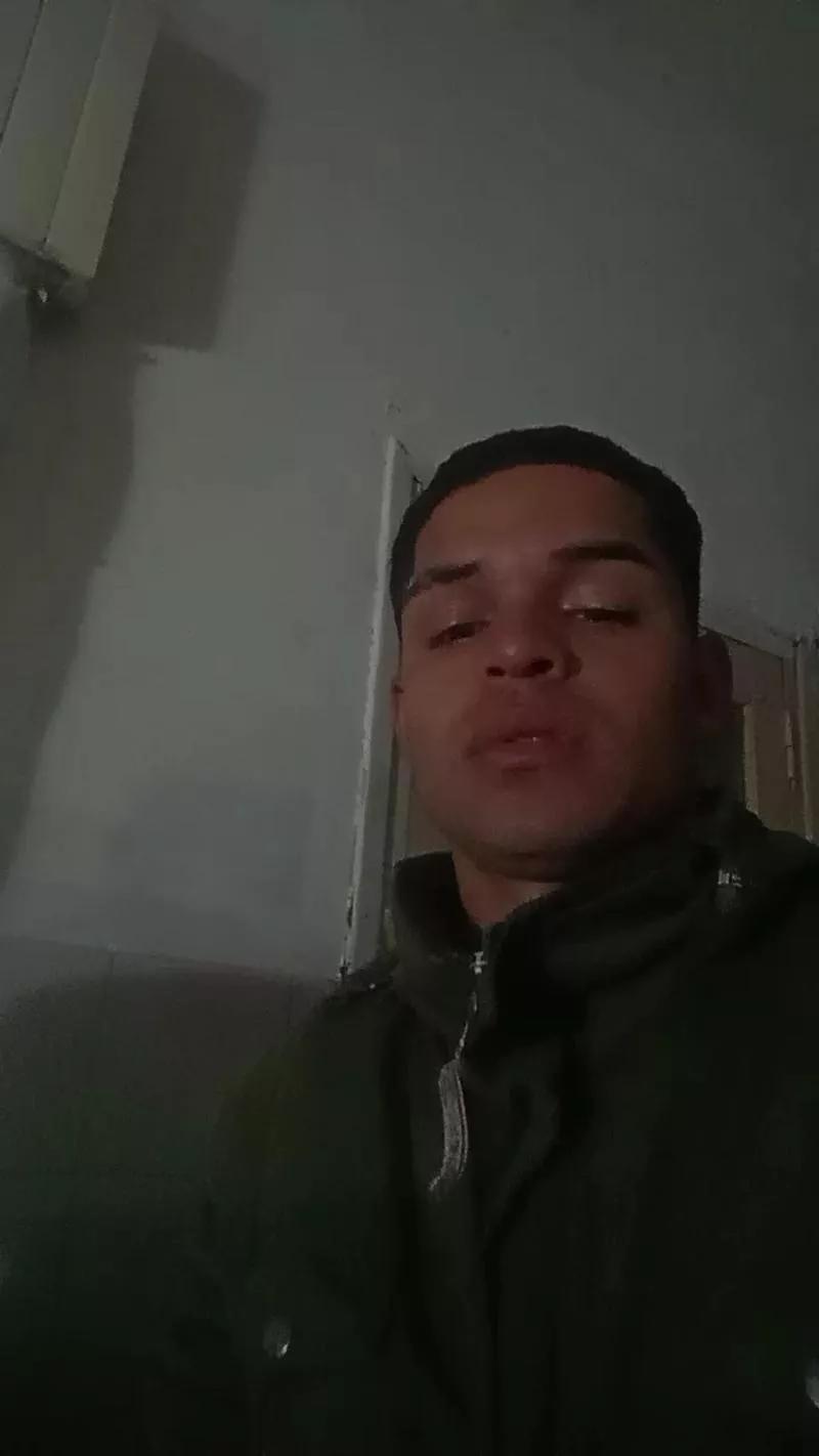activo190 on Cam4 