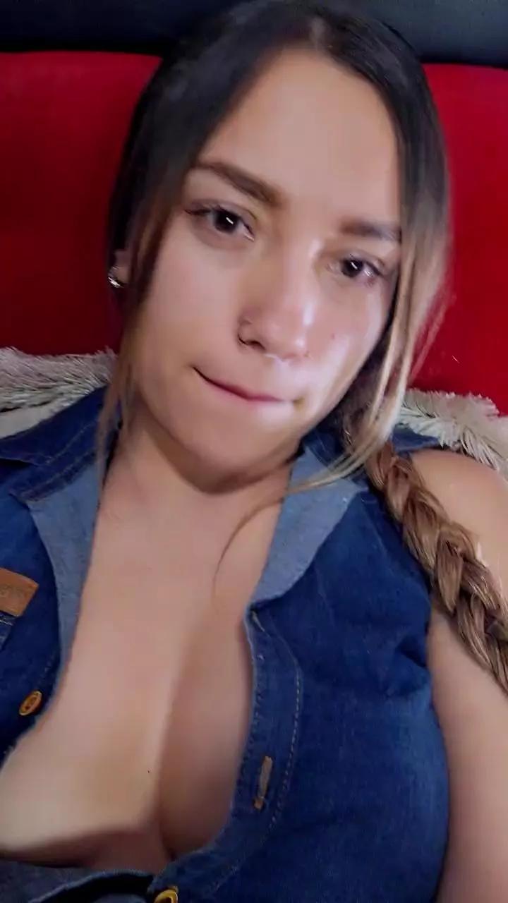 Agat4 on Cam4 