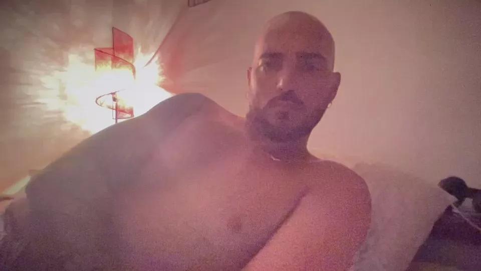 alessandromori9 on Cam4 