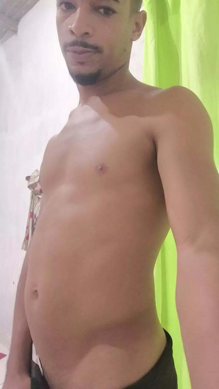 Avastmill on Cam4 