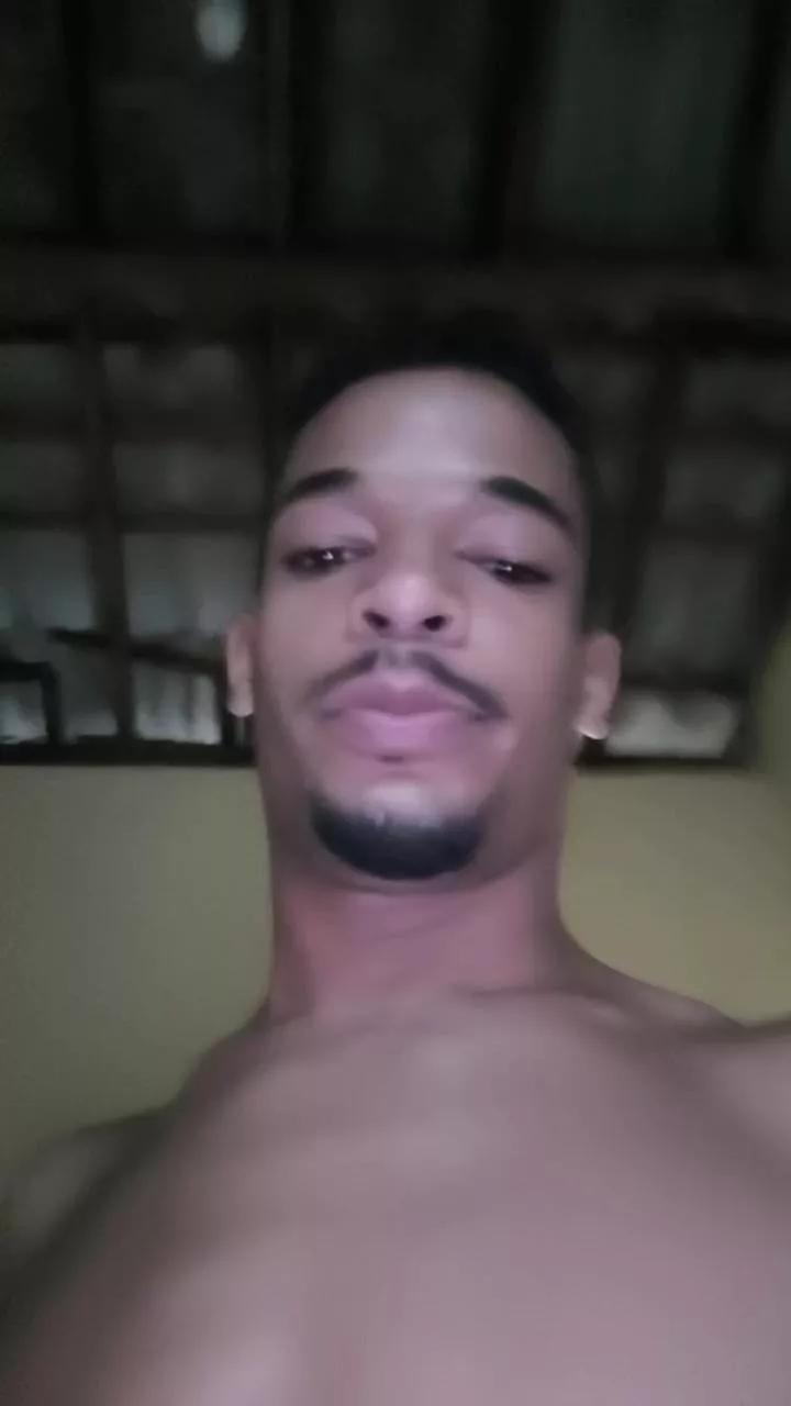 Avastmill on Cam4 