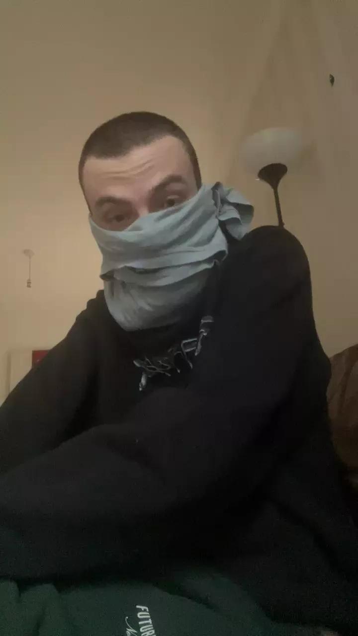 Blueeyedslim on Cam4 