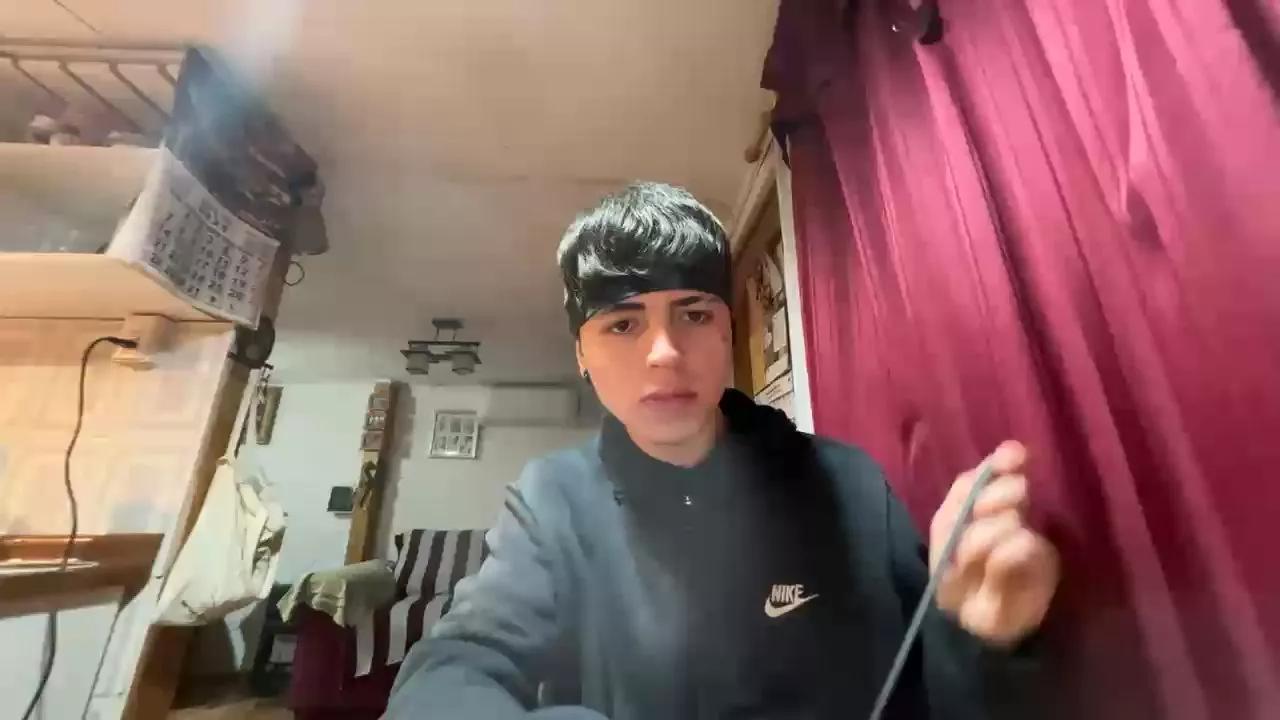 camxcamsky on Cam4 