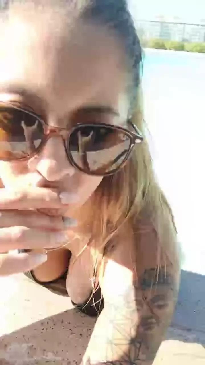 Celes90 on Cam4 