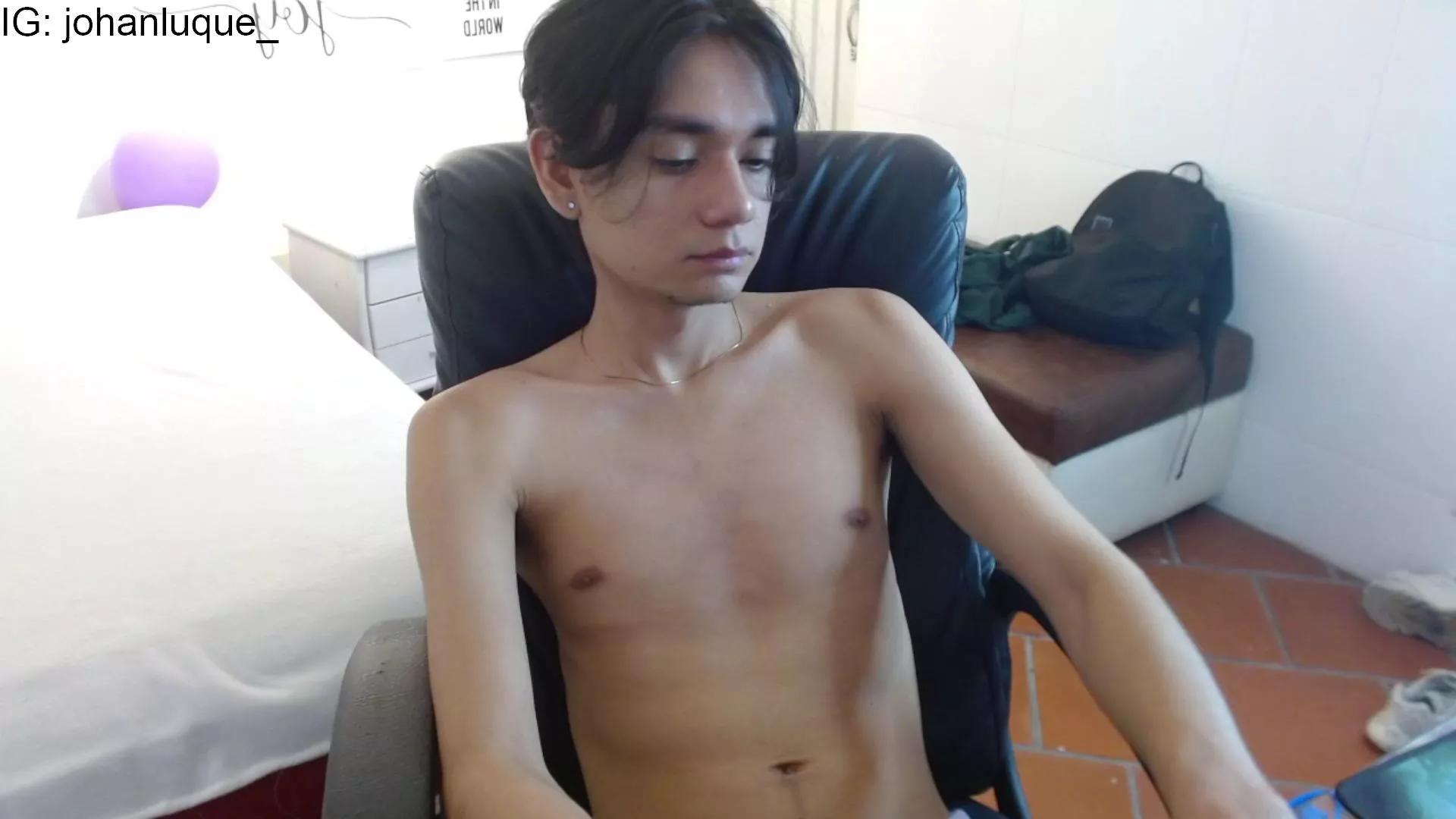 davoxer on Cam4 