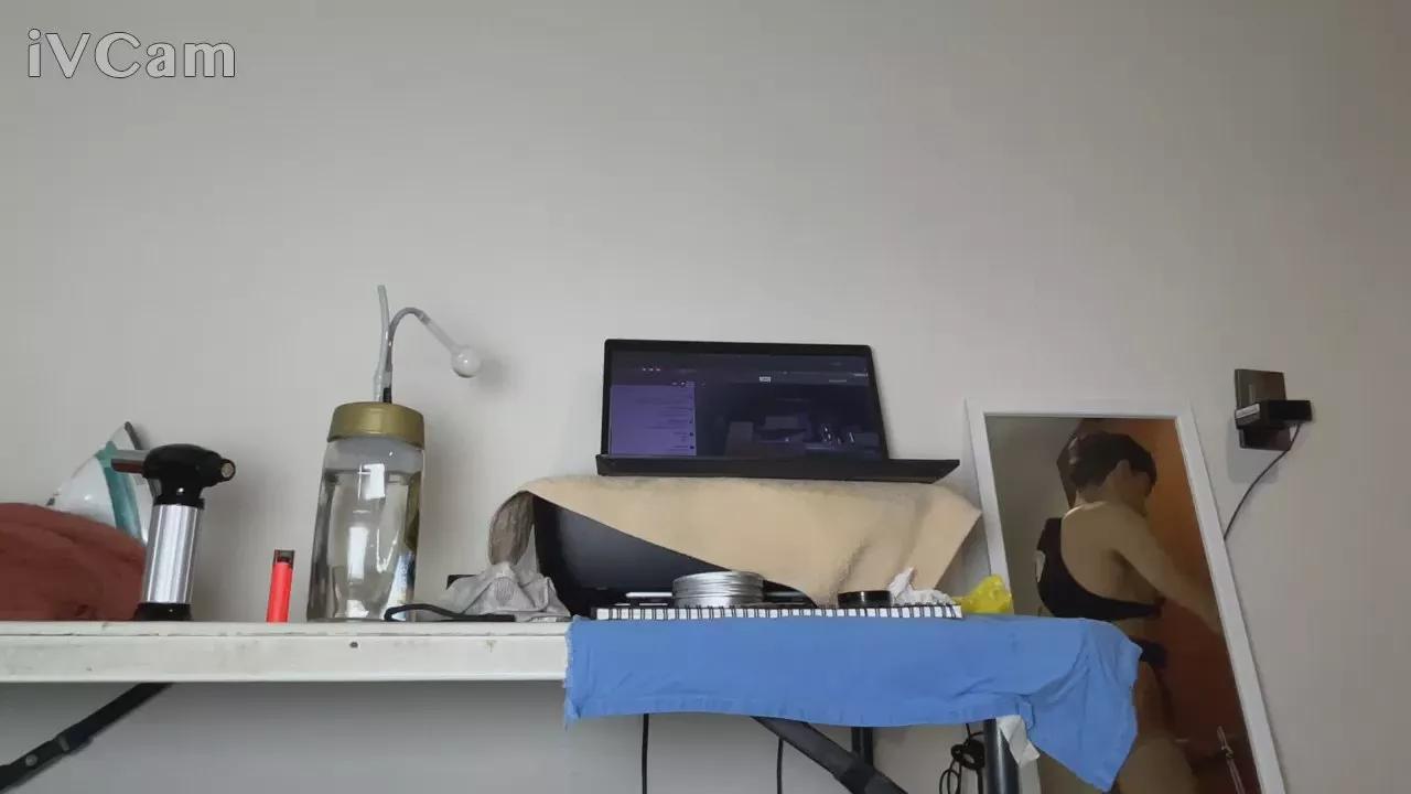 Femboy66 on Cam4 
