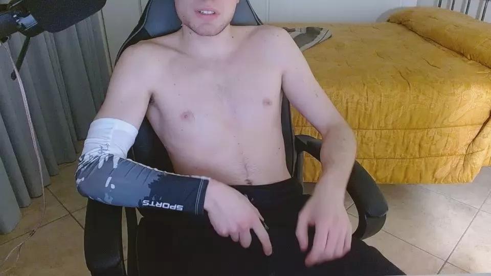 FitBoywow on Cam4 