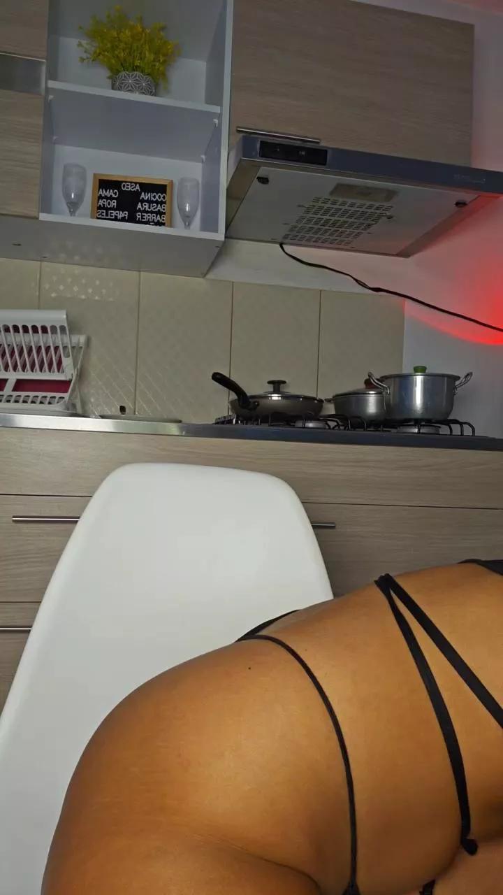 irina_kiss69 on Cam4 