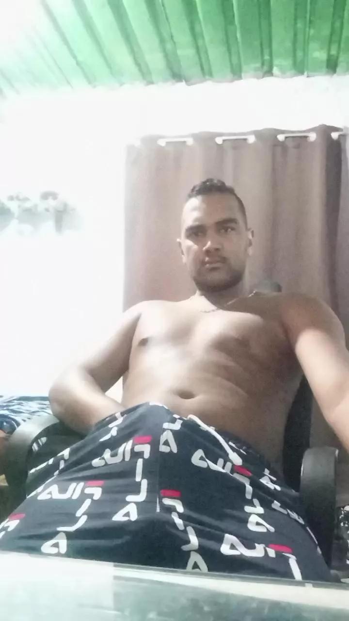 JesusOviedo888 on Cam4 