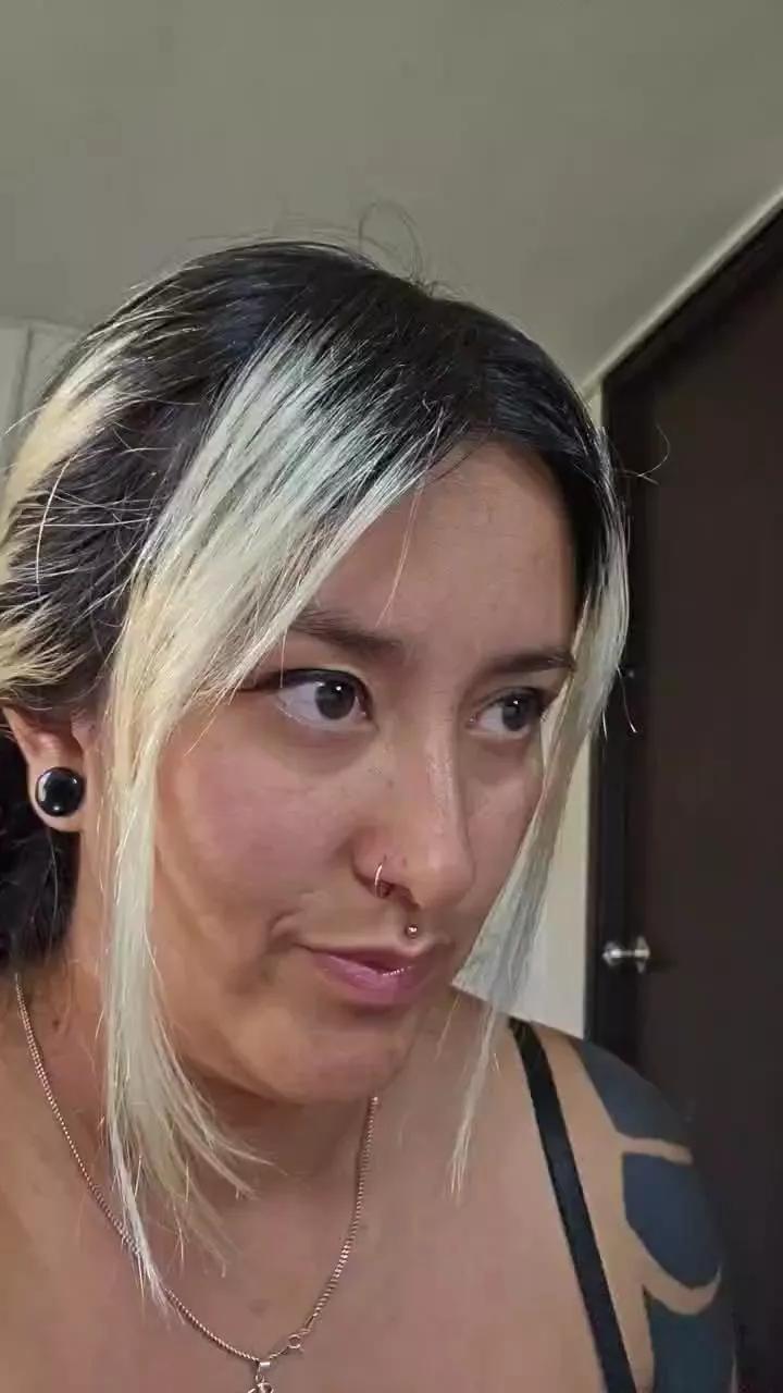 Kitty_goddess on Cam4 
