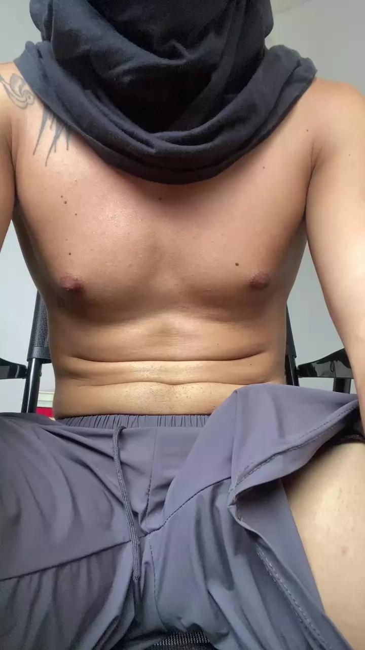 Luannovin25 on Cam4 