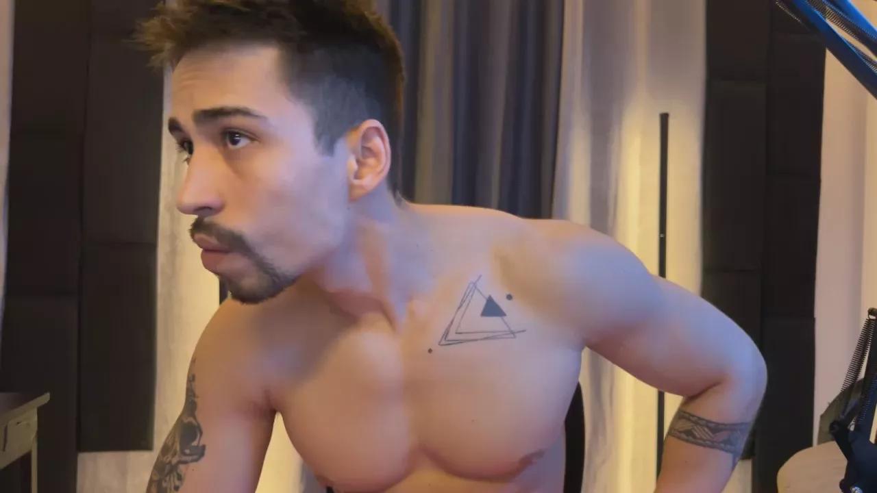 mettew22c on Cam4 