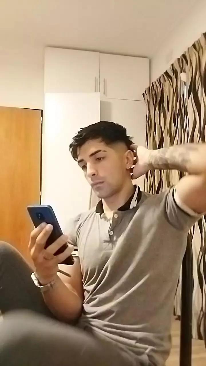 ninfo4_20 on Cam4 