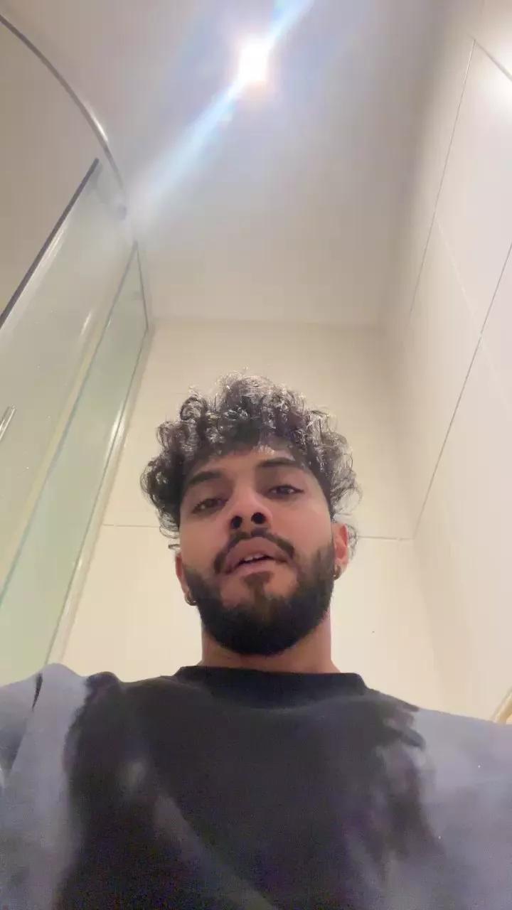 sloppy69_sexy on Cam4 
