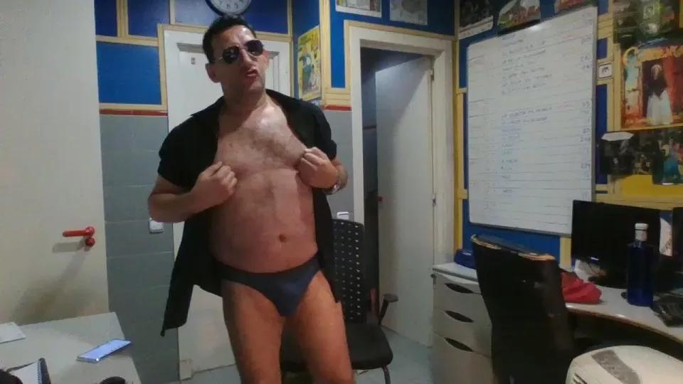 viteperro69 on Cam4 