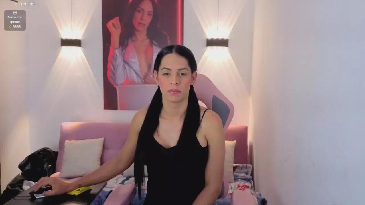 VittoriaLmbrdi on Cam4 