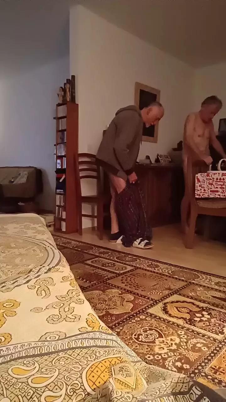 weed_whacker on Cam4 