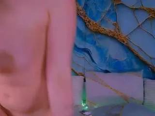 nikakisa on CamSoda 