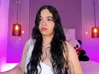 sarascoot on CamSoda 