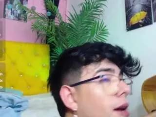 sweet-jeremy on CamSoda 