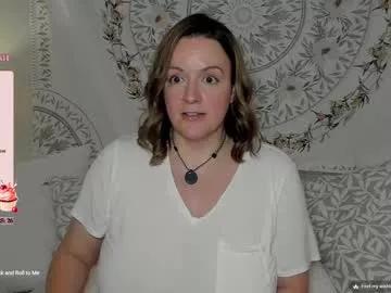 bigboobsmcgee2021 on Chaturbate 