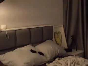 Freechat blissence on Chaturbate