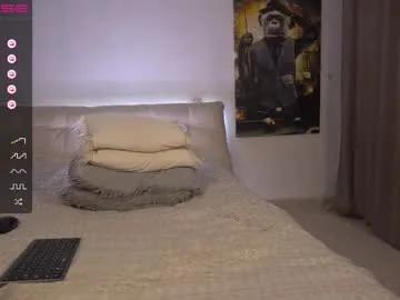 Freechat evelina_fox on Chaturbate