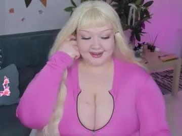 Freechat lilybelll on Chaturbate