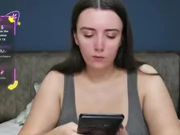 Freechat mollygreens on Chaturbate