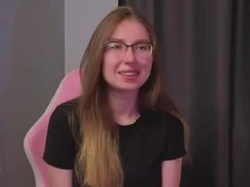 Private oliviavele on Chaturbate