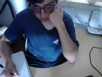 Freechat powerfulzeus2 on Chaturbate