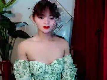 Freechat sensational_yeng on Chaturbate