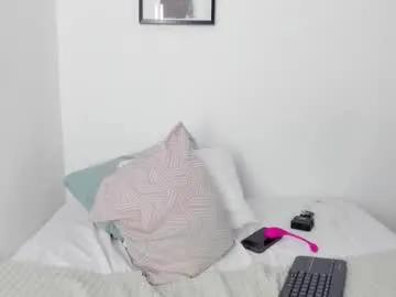 Freechat valerycolins on Chaturbate