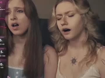 vivid_girls on Chaturbate 