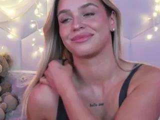 maci_reynolds on Flirt4Free 