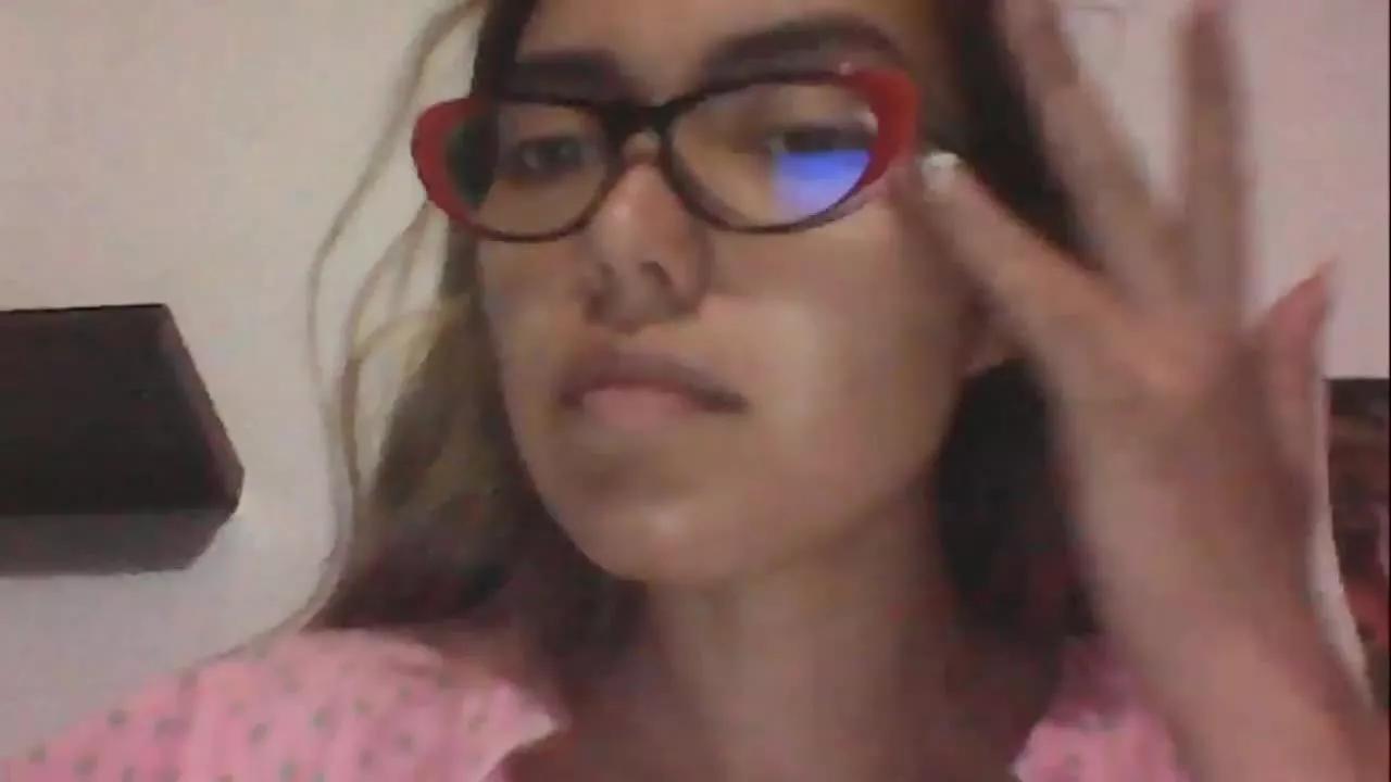 emmyferrer on Streamray 