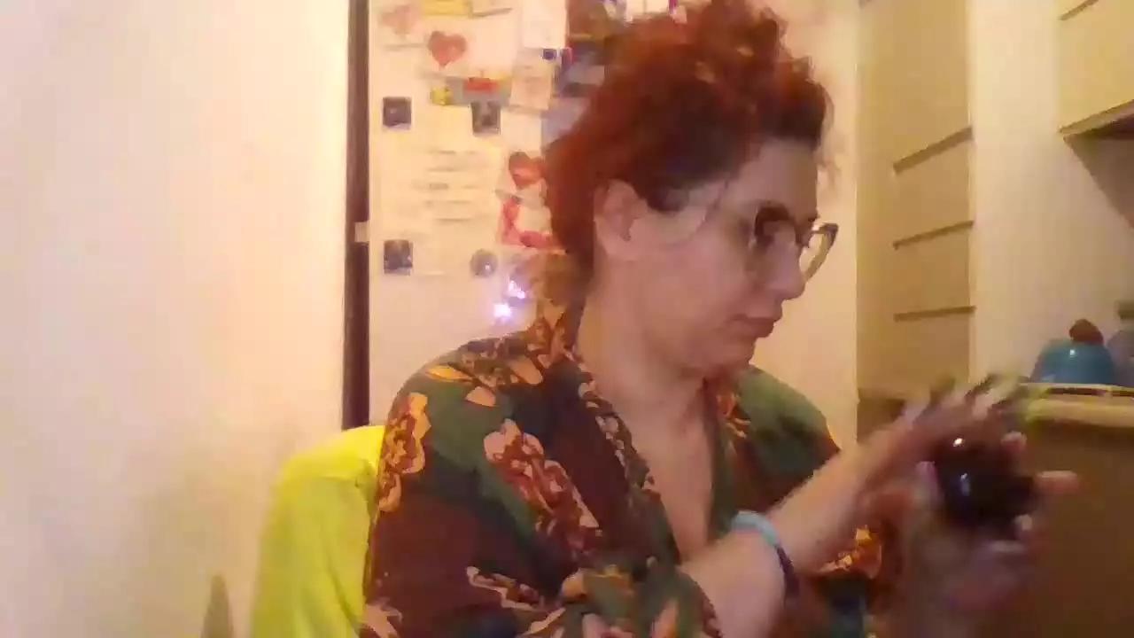 VelvetPurple on Streamray 